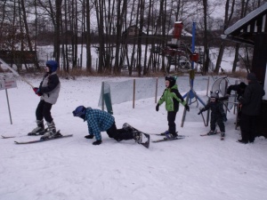 14. a jakýmkoliv způsobem dostat k vleku,